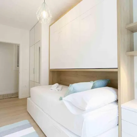 The Collection | Seattle Apartment San Sebastian